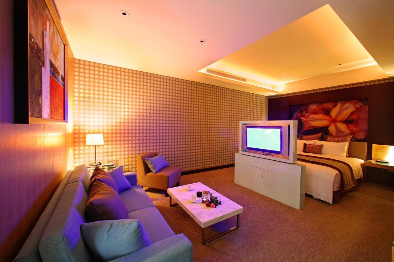 Norway Forest Tamsui Motel Екстериор снимка